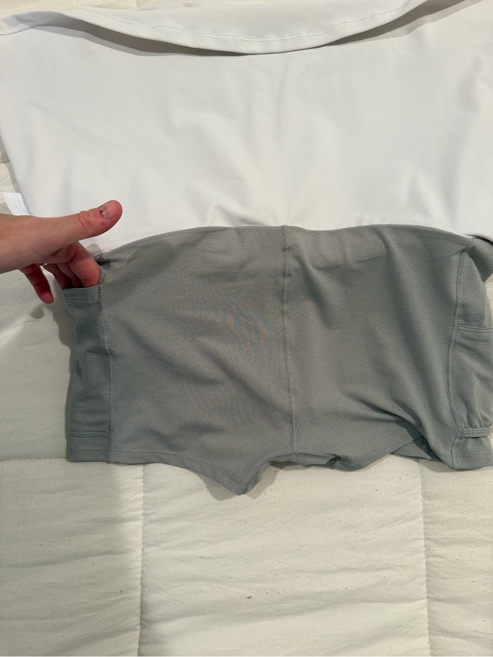 Vuori volley skirt in white - Picture 4 of 5